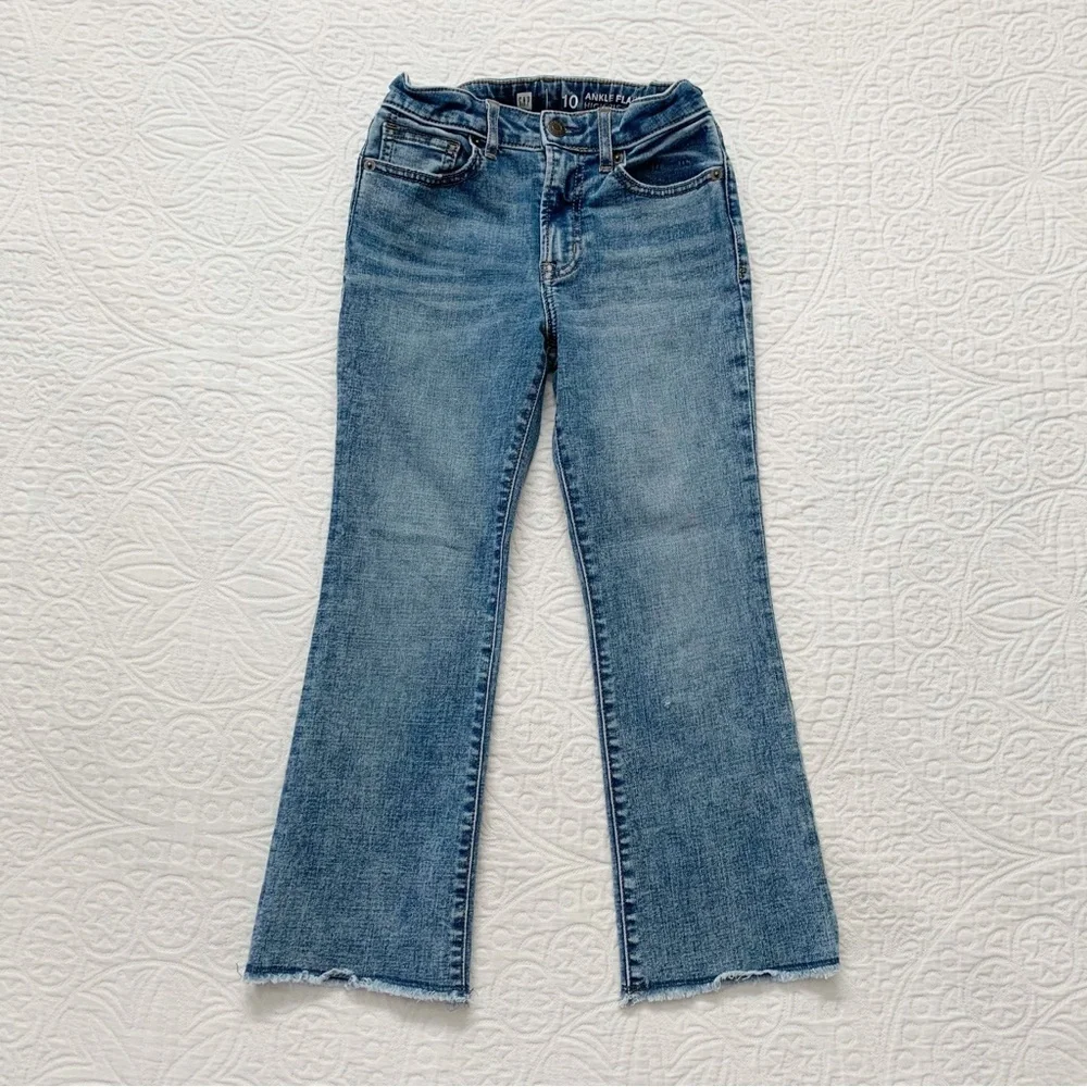Gap Kids’ High-Rise Ankle Flare Jeans with Stretch, Medium Wash‎